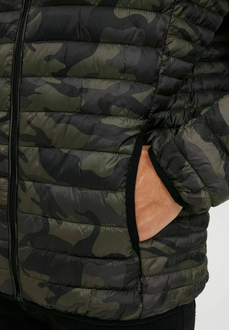 Indicode Jeans IDDAVITH - Übergangsjacke - Dired Camouflage