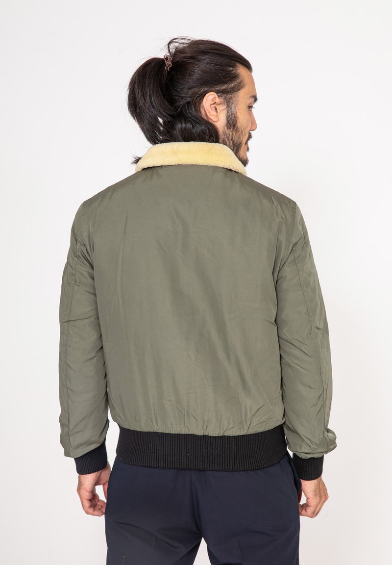  VERSMOLD - Bomberjacke - Khaki