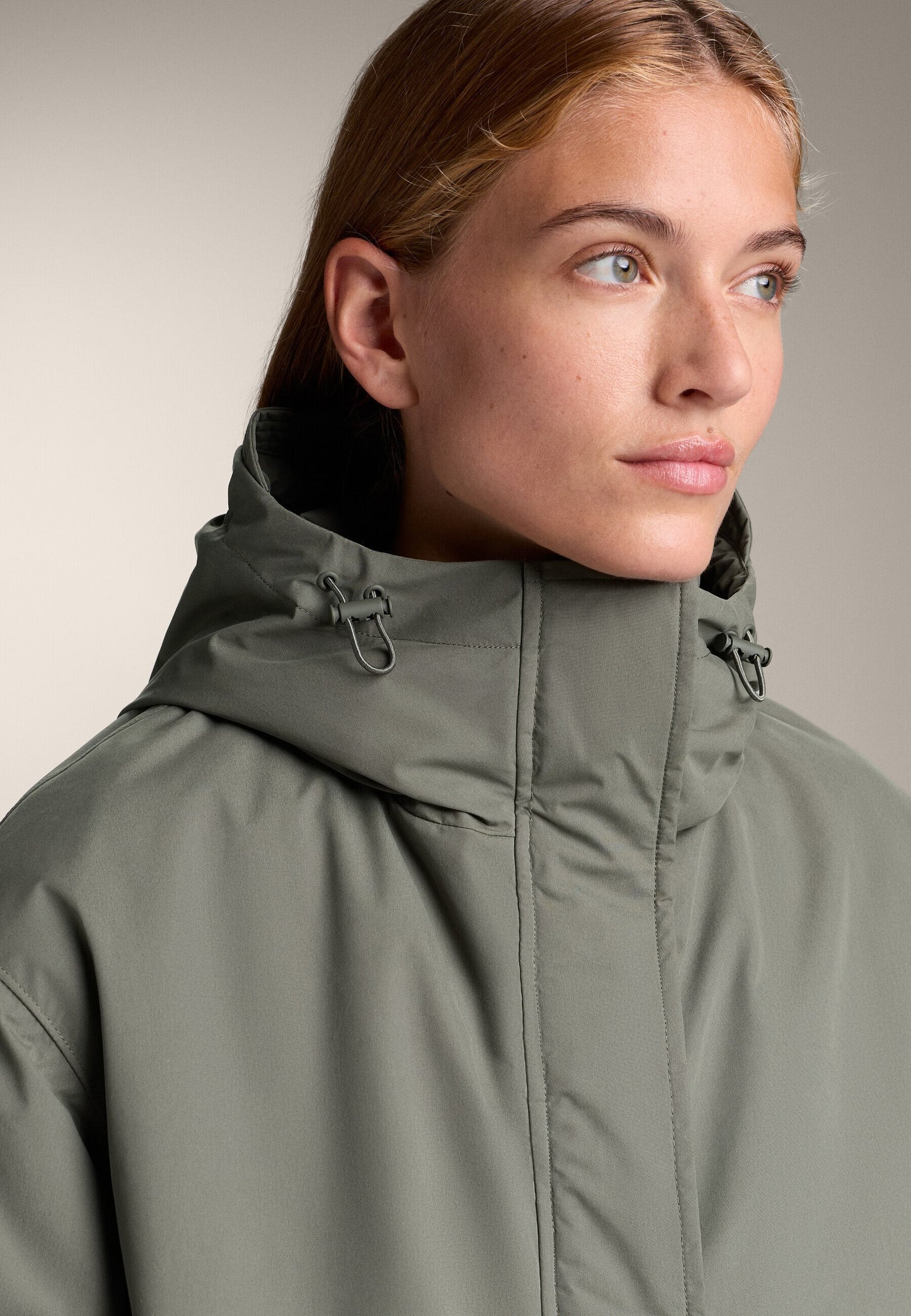 Oysho FELLEX® AEROGEL 10K WATERPROOF LONG PADDED - Waterproof Jacket - Dark Green