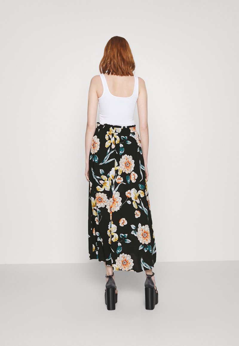 ONLY ONLNOVA LIFE LONG SKIRT - Maxirock - Black Soft Flowers