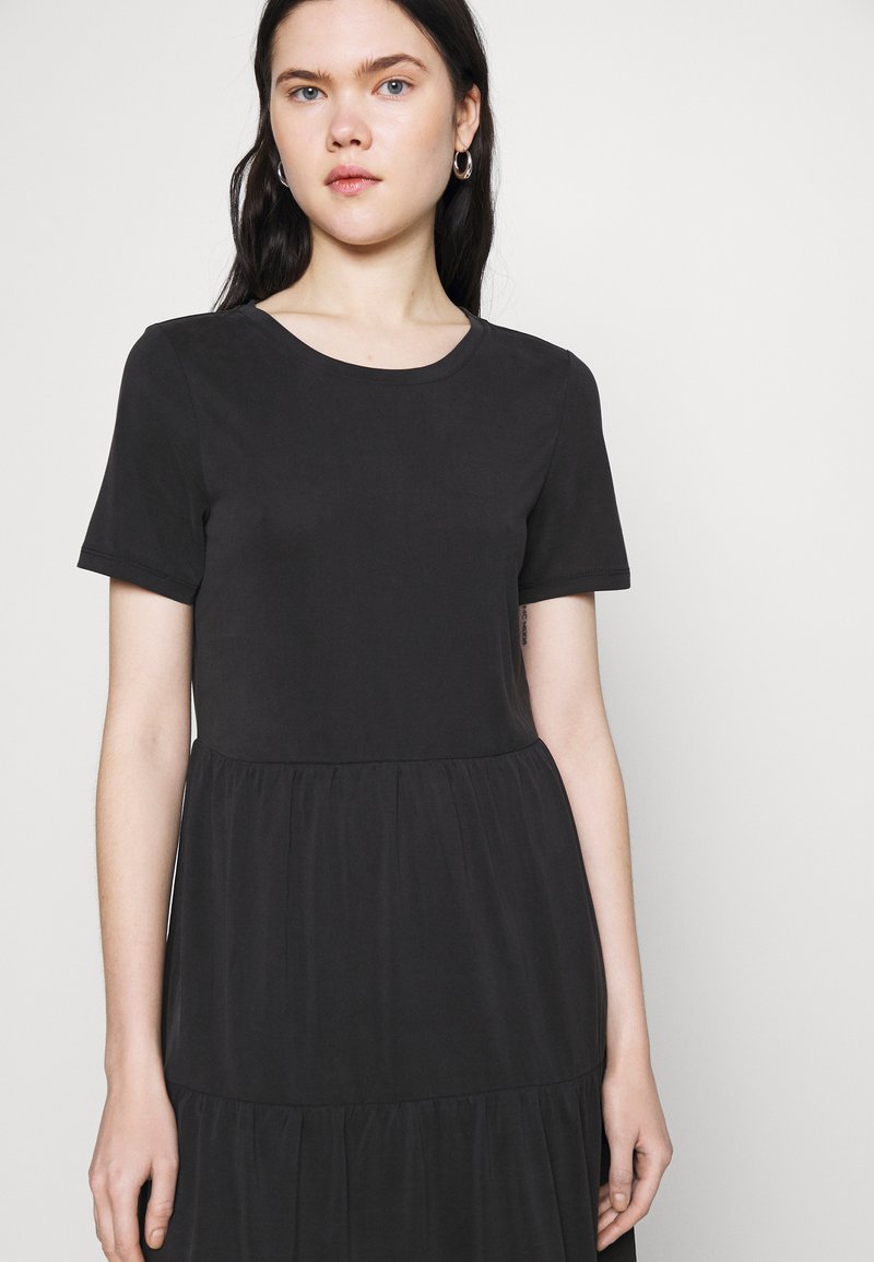 Vero Moda FILLI CALIA - Jerseykleid - Black