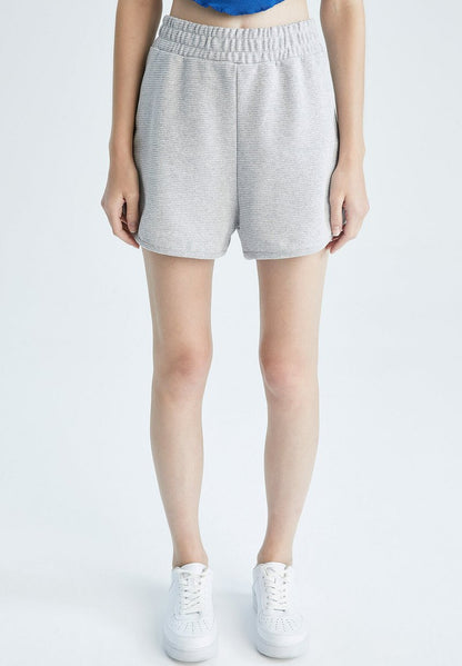 DeFacto Shorts - Beige