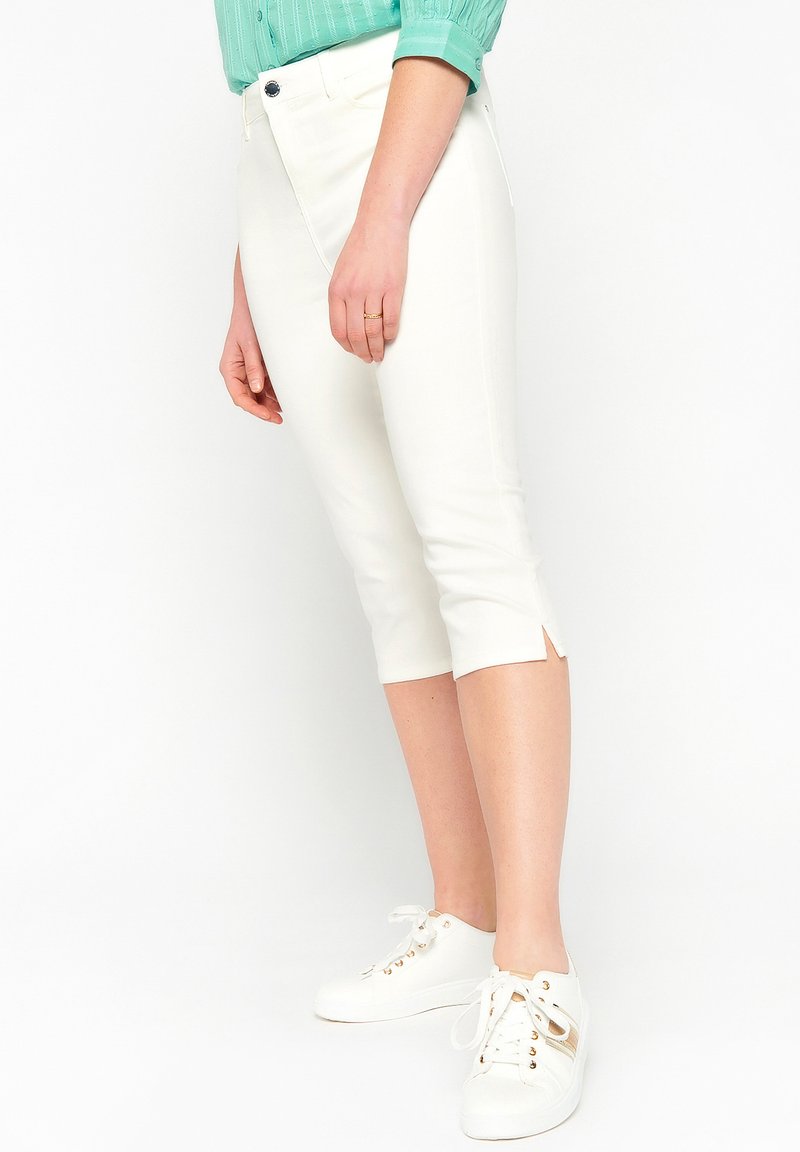 LOLALIZA CROPPED - Jeans Shorts - B Ecru