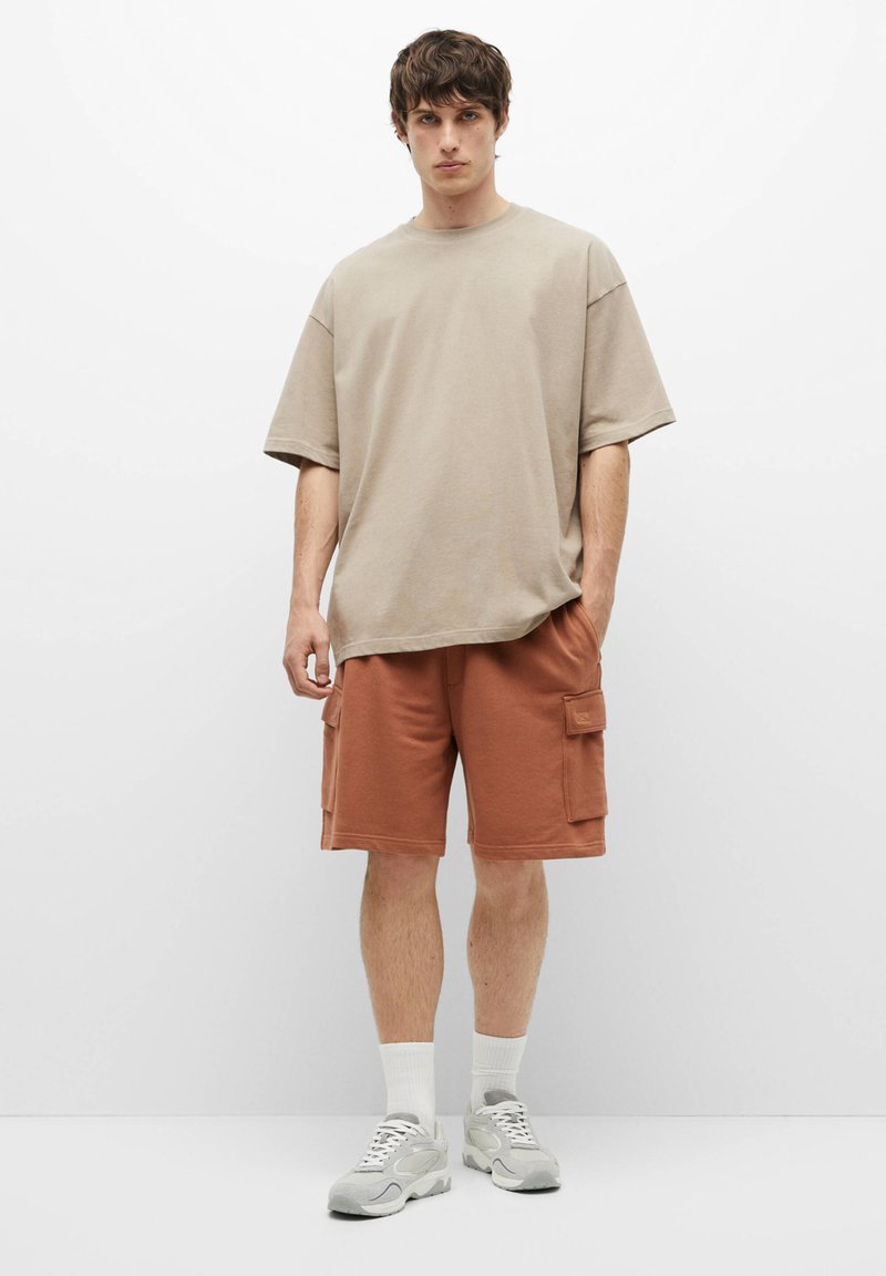 PULL & BEAR BERMUDA STRAIGHT - Shorts - Orange