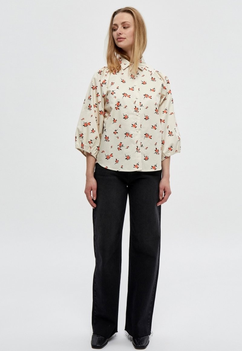 Minus JENA - Hemdbluse - Broken White Flower Print