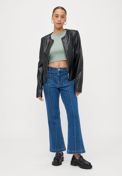 ONLY Petite ONLEBBA POCKET - Flared Jeans - Medium Blue Denim