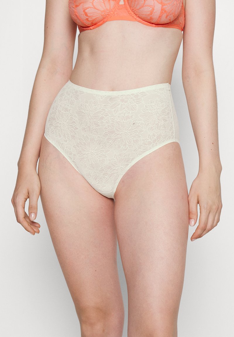 Triumph FIT SMART MAXI - Slip - Beige