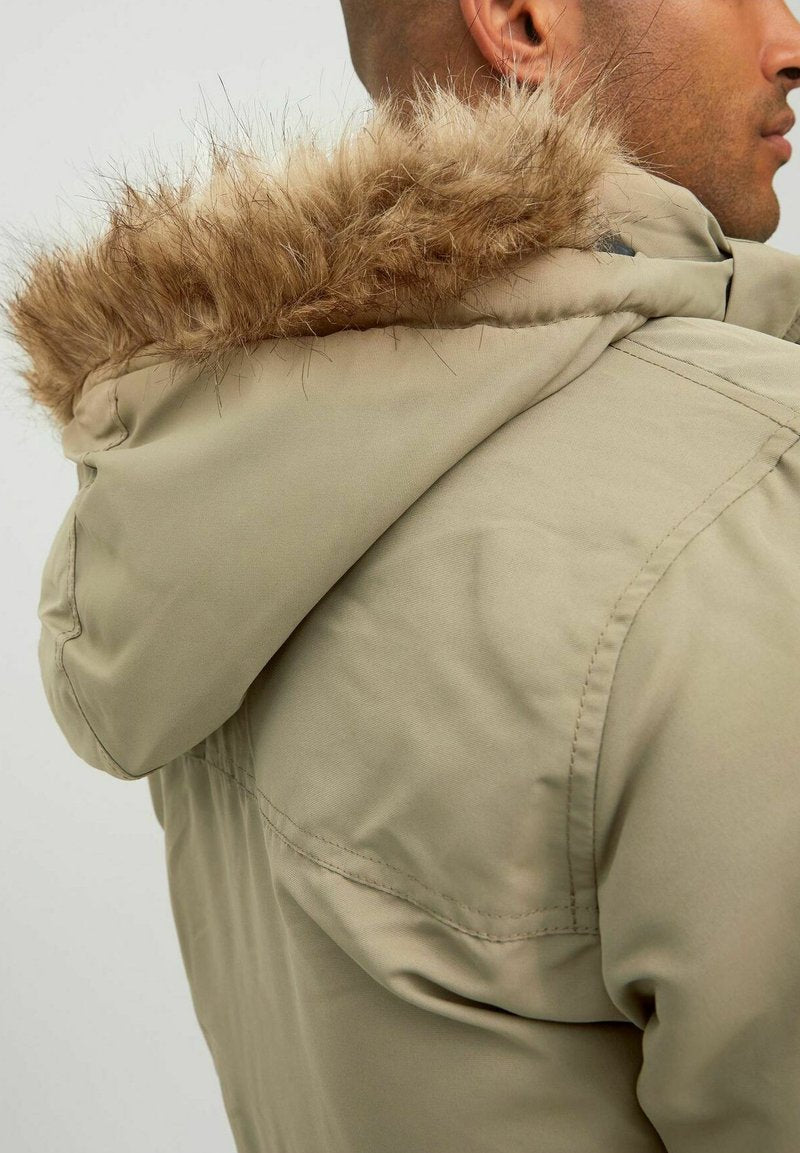 Jack & Jones WARM GEFÜTTERTE MIT KUNSTFELL KAPUZE - Wintermantel - Braun