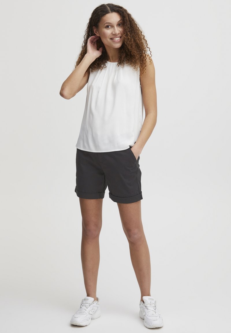 OXMO CHARLINE - Shorts - Black