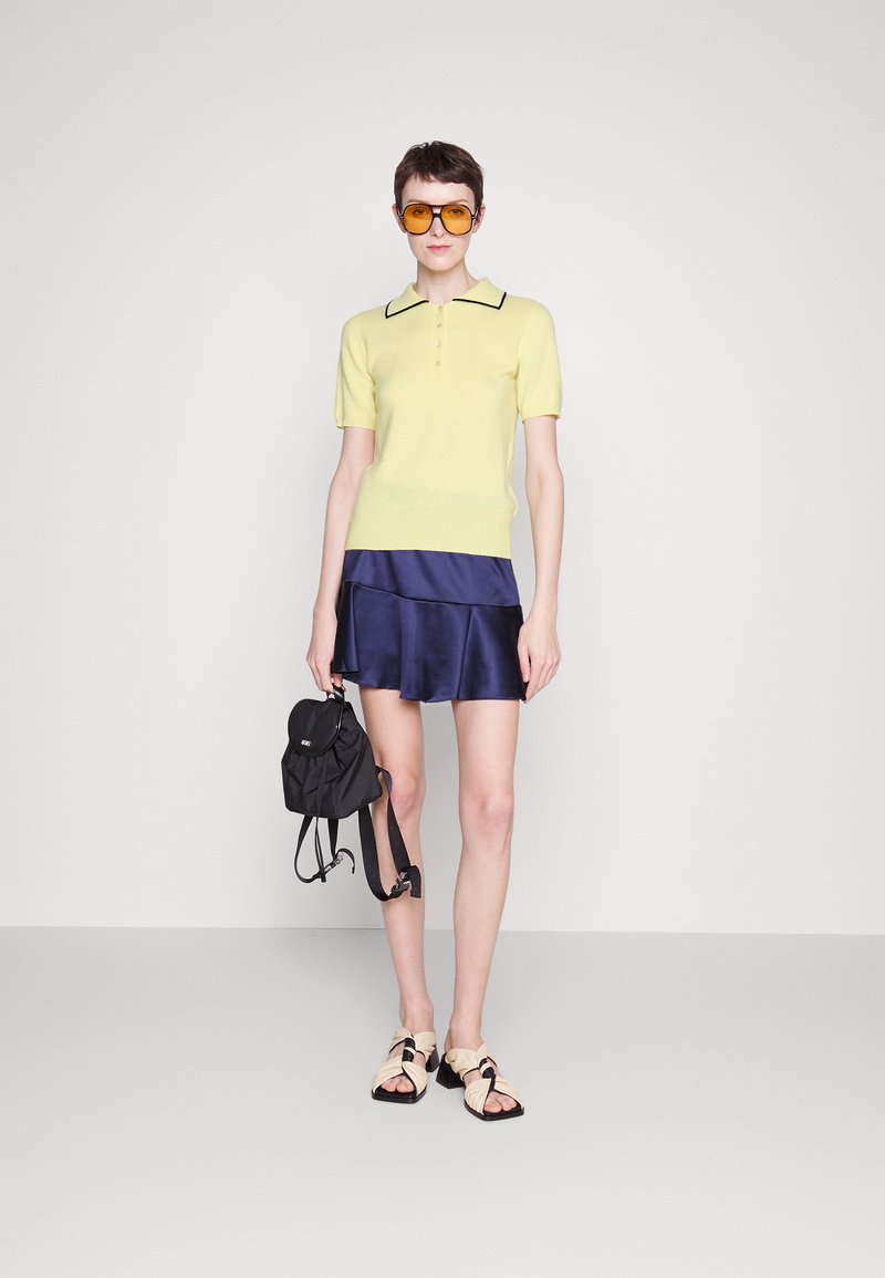  SHORTSLEEVE - Strickpullover - Yellow