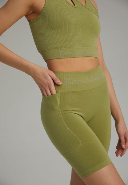  Shorts - Grün
