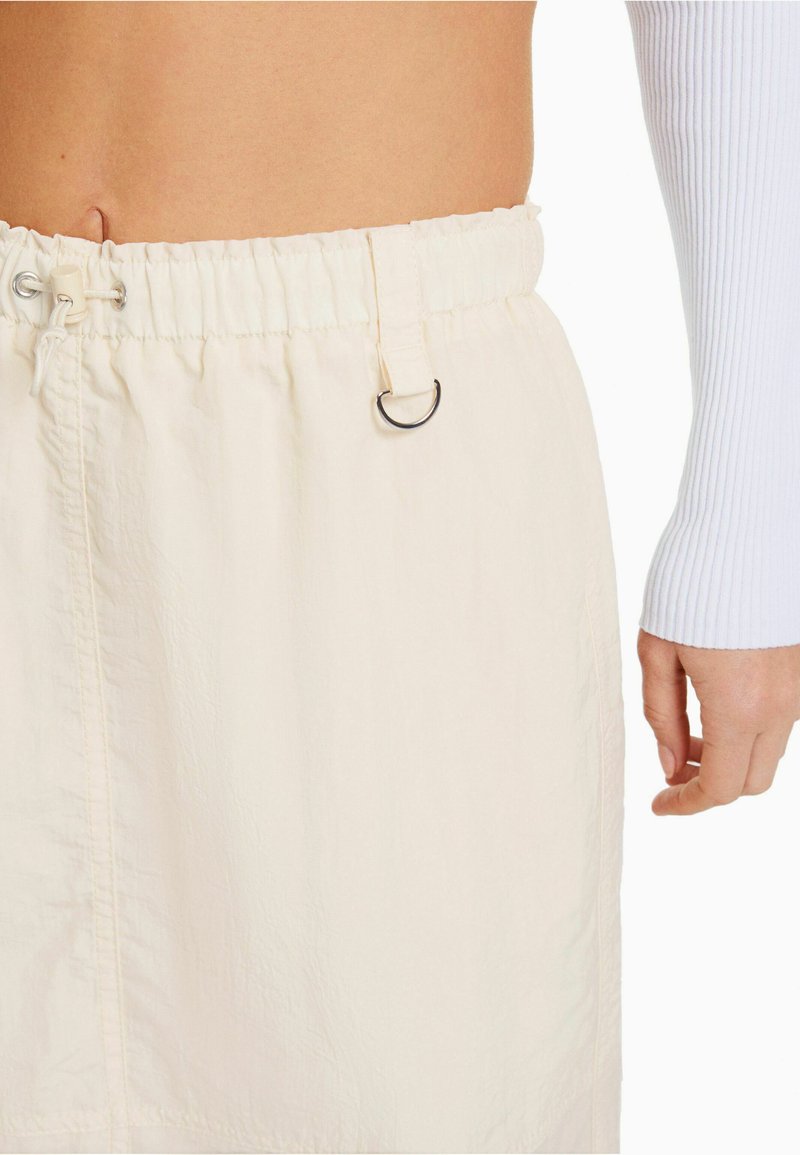 BERSHKA EFFECT - MIDI - A-Linien-Rock - Beige