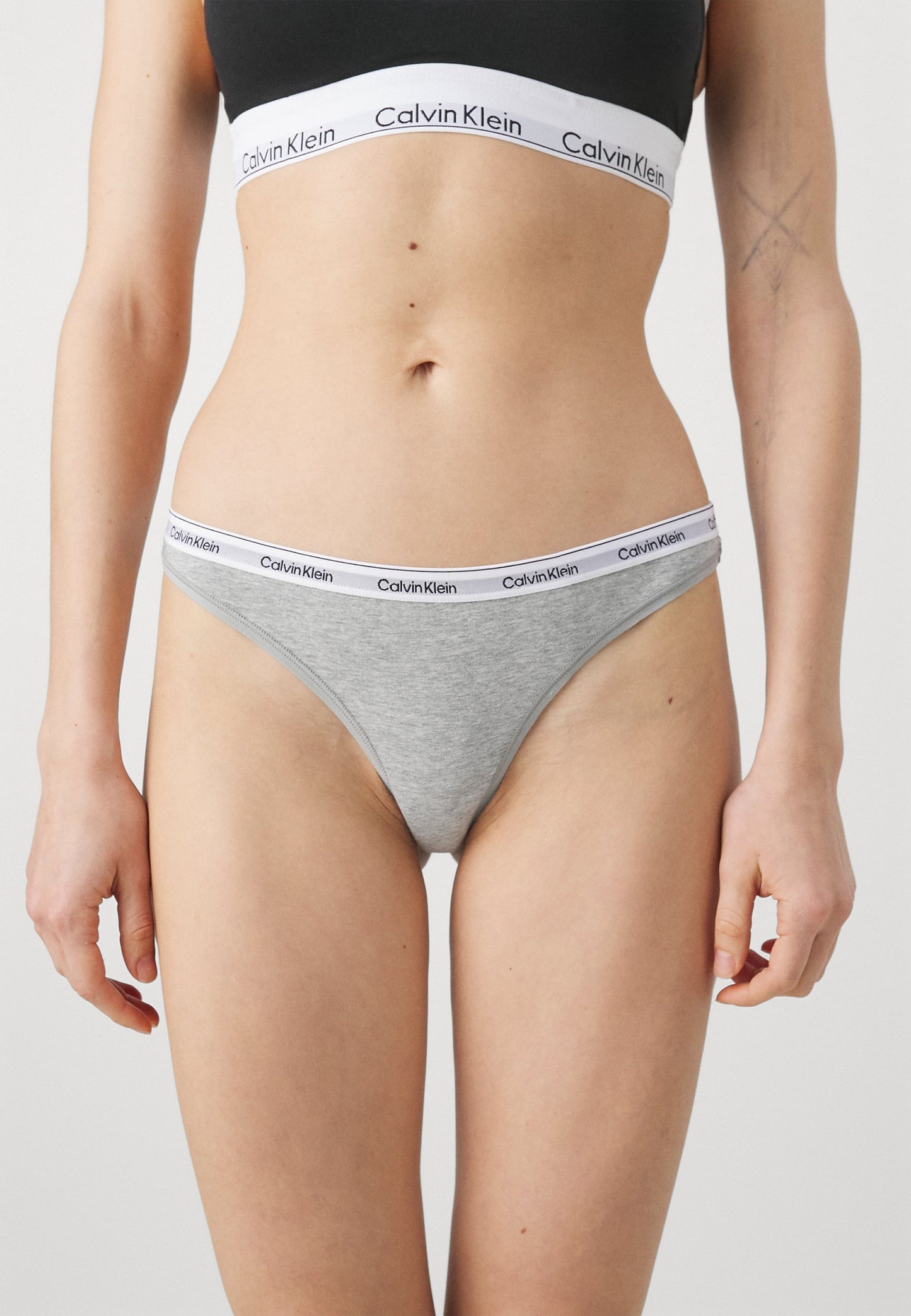 CALVIN KLEIN UNDERWEAR THONG LOGO ICON 3 PACK - Thong - Schwarz/grau
