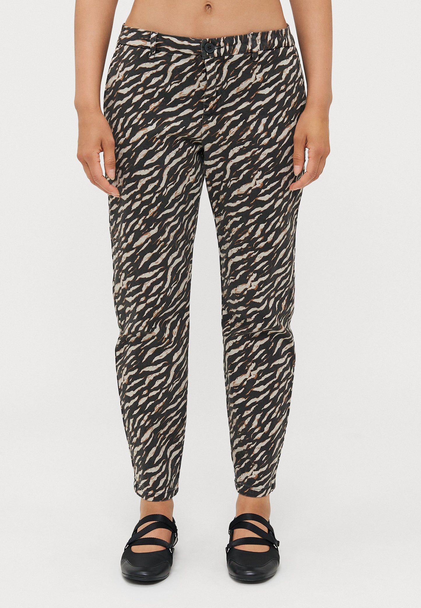 ONLY Petite ONLLOLA - Chinos - Black
