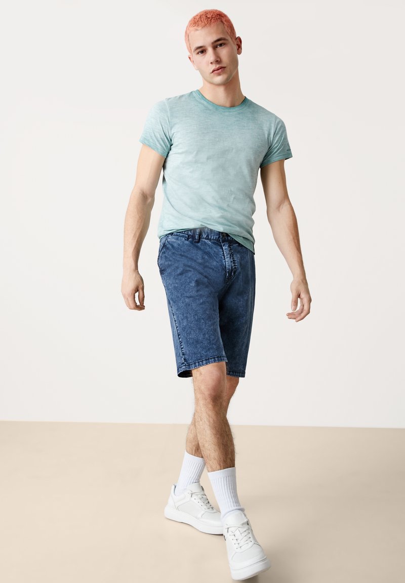 QS By S.Oliver REGULAR - Jeans Shorts - Dark Blue