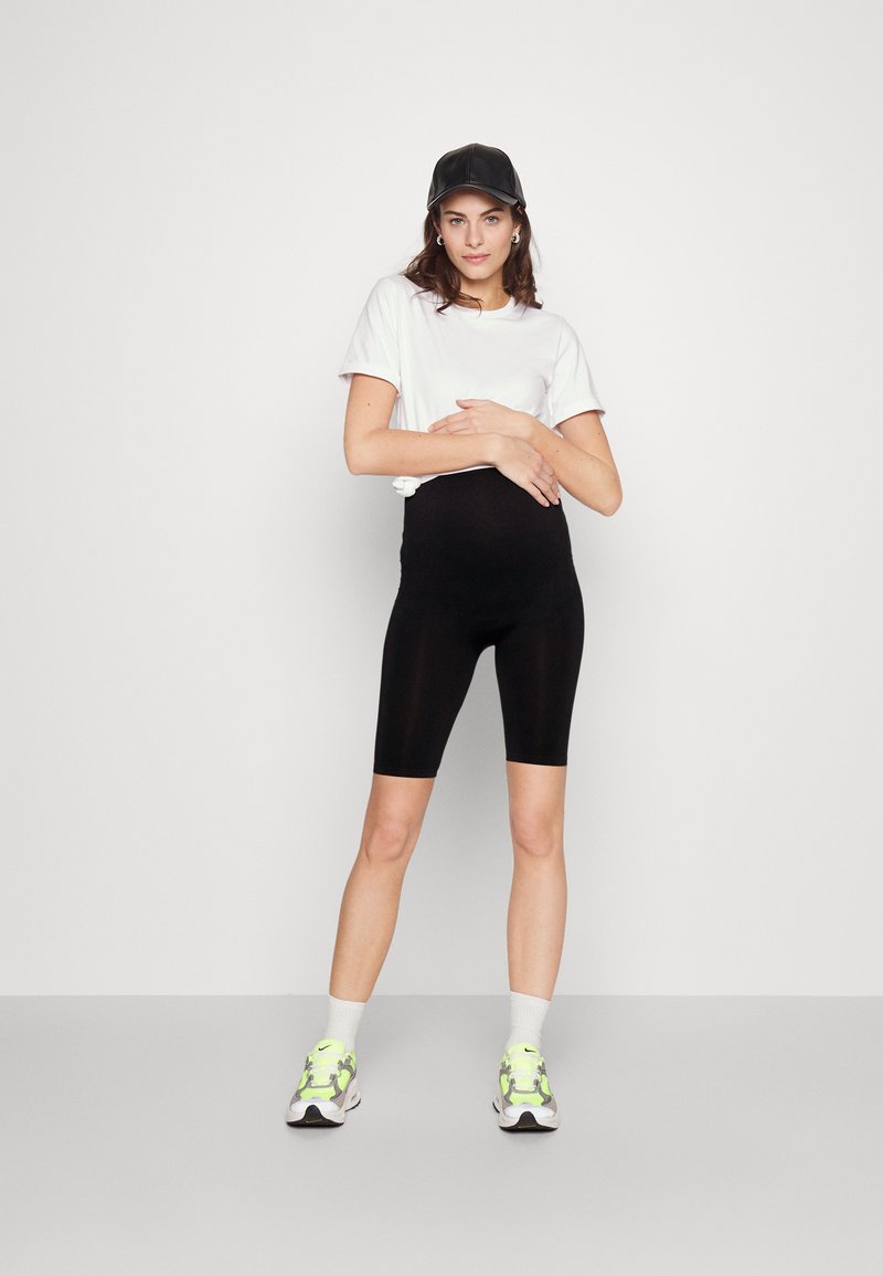 Pieces Maternity PMHASSNI - Shorts - Black