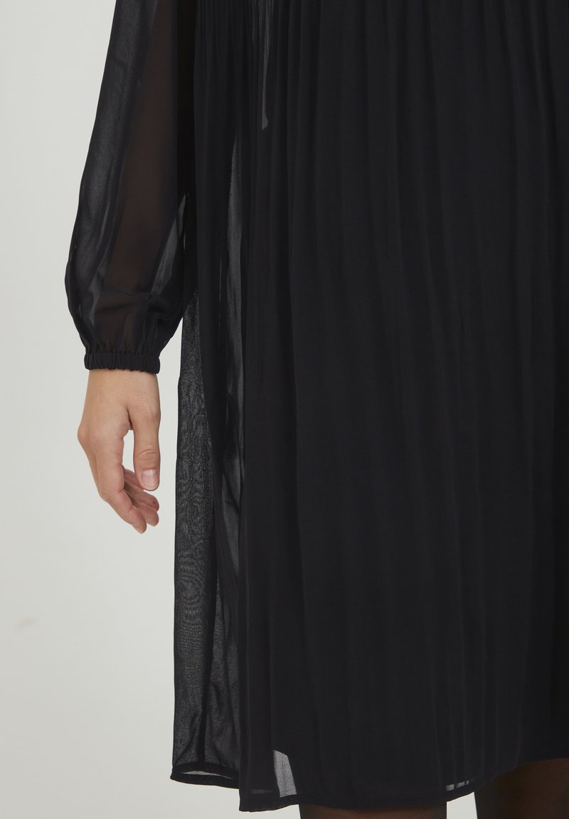Fransa FRDAJAPLISSE 2 DRESS - Freizeitkleid - Black