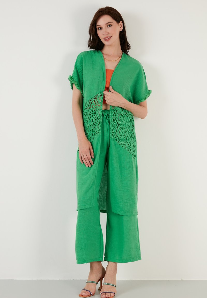 LELA TWO PIECE SET - REGULAR FIT - Strickjacke - Green