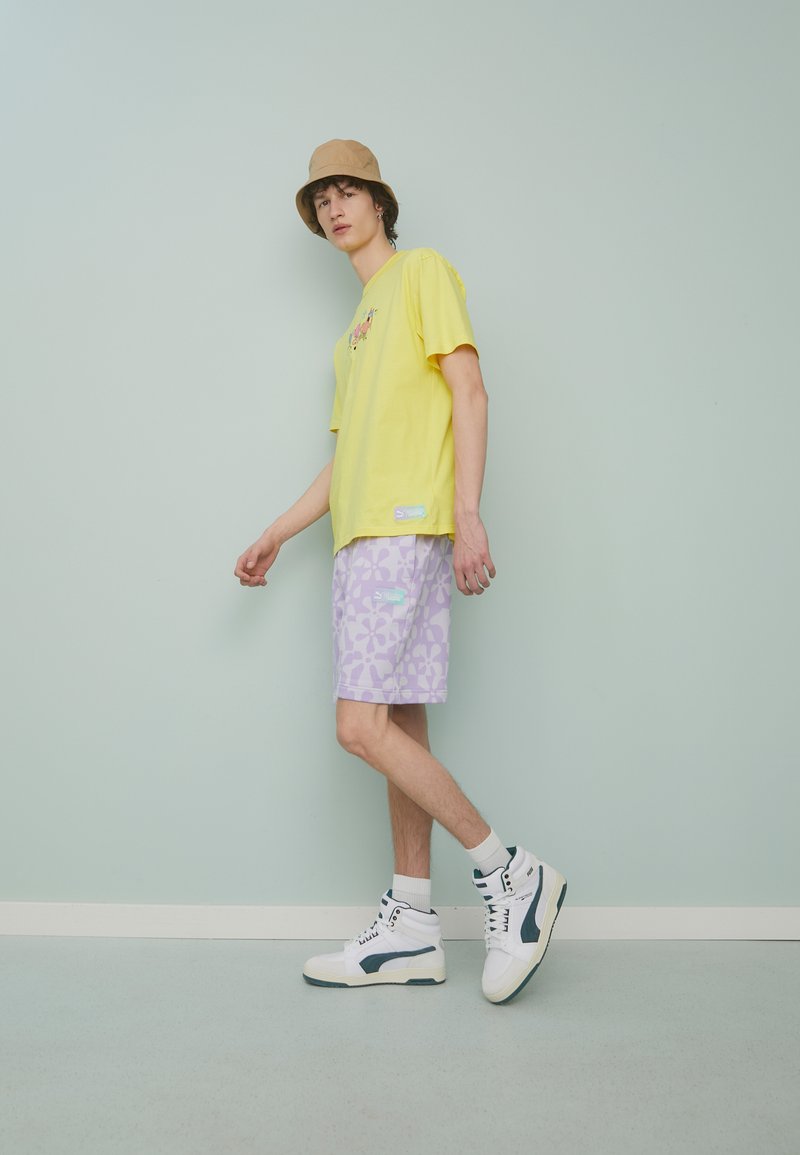 Puma SPONGEBOB GRAPHIC TEE - T-Shirt Print - Lucent Yellow