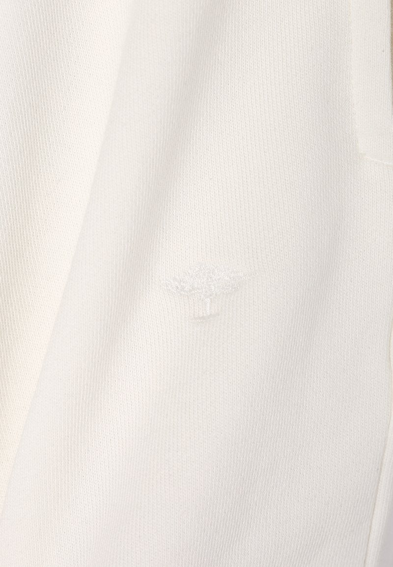 FYNCH-HATTON Shorts - Ecru