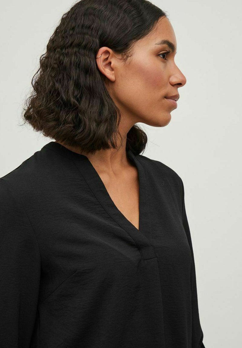 Vila MIT 3/4 ARMELN V AUSSCHNITT - Bluse - Black