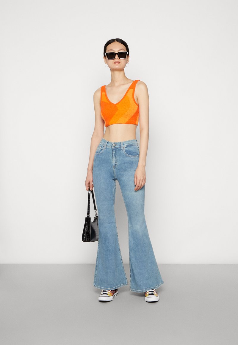 Lee FOREVERFIT FLARE - Flared Jeans - Winter Sun