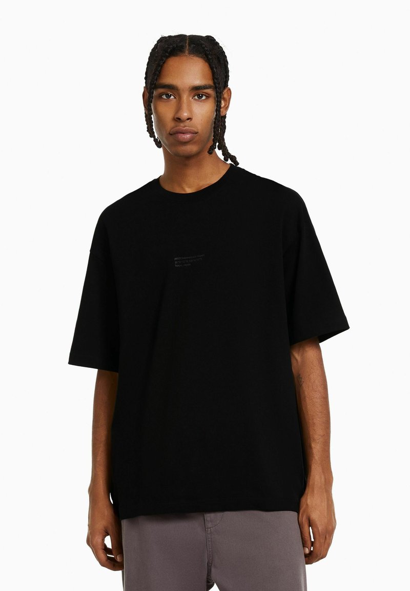 BERSHKA SHORT SLEEVE - T-Shirt Print - Black