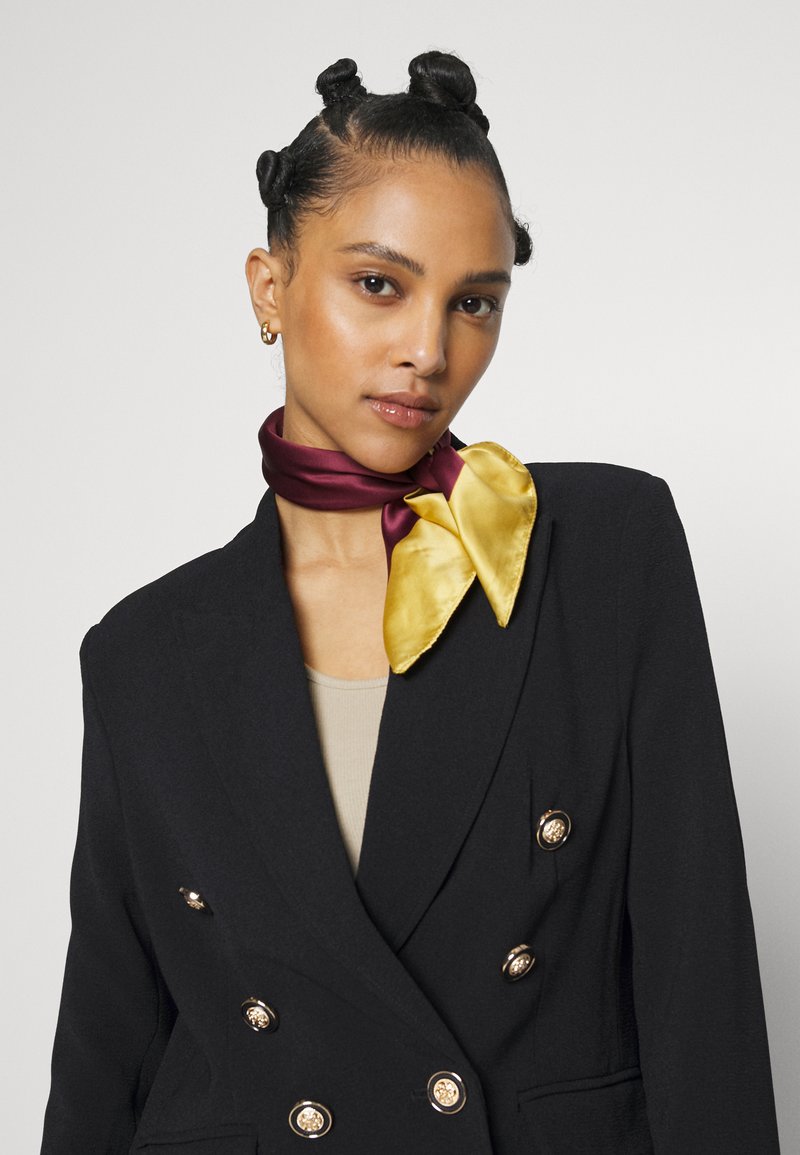 Vero Moda Petite Blazer - Black
