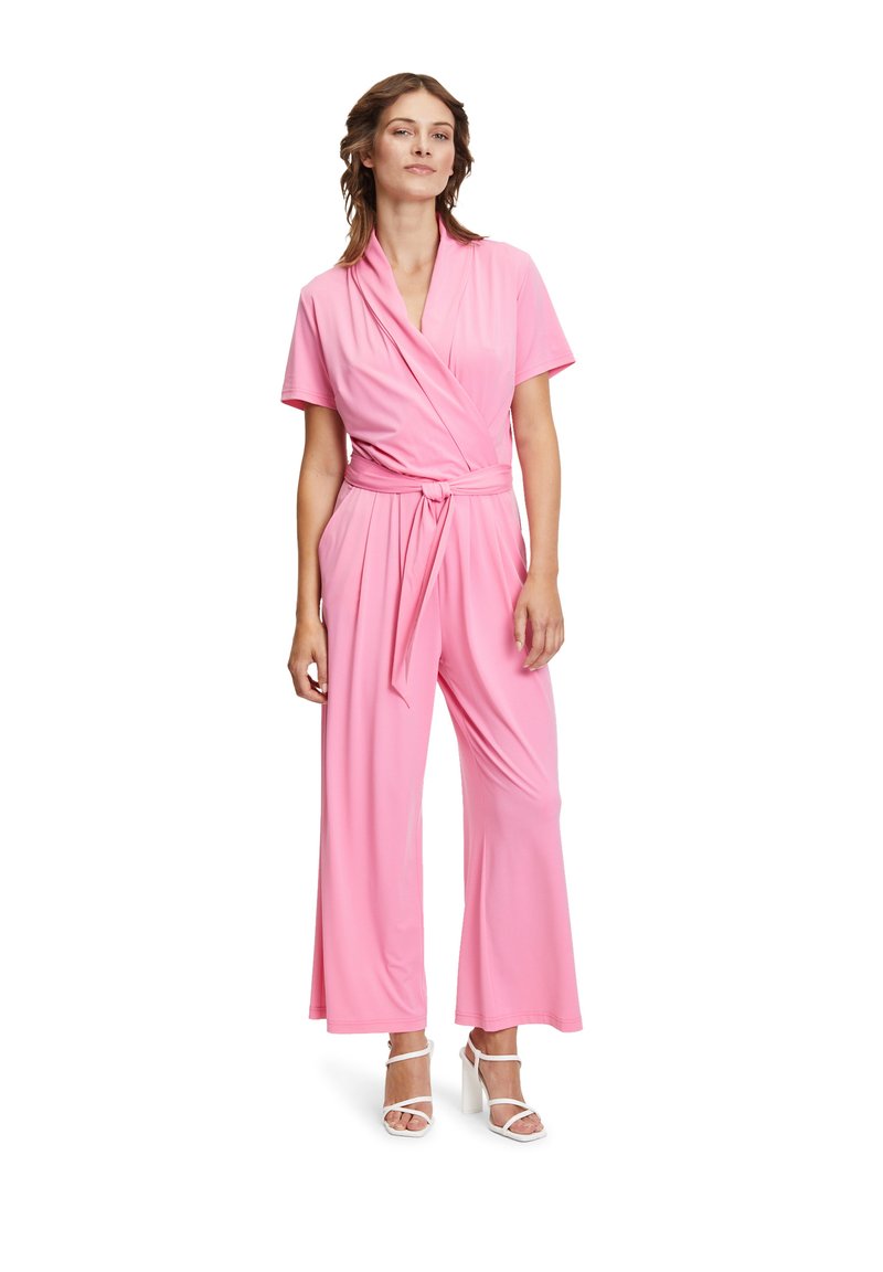 Betty Barclay MIT EINGRIFFTASCHEN - Jumpsuit - Shiny Pink