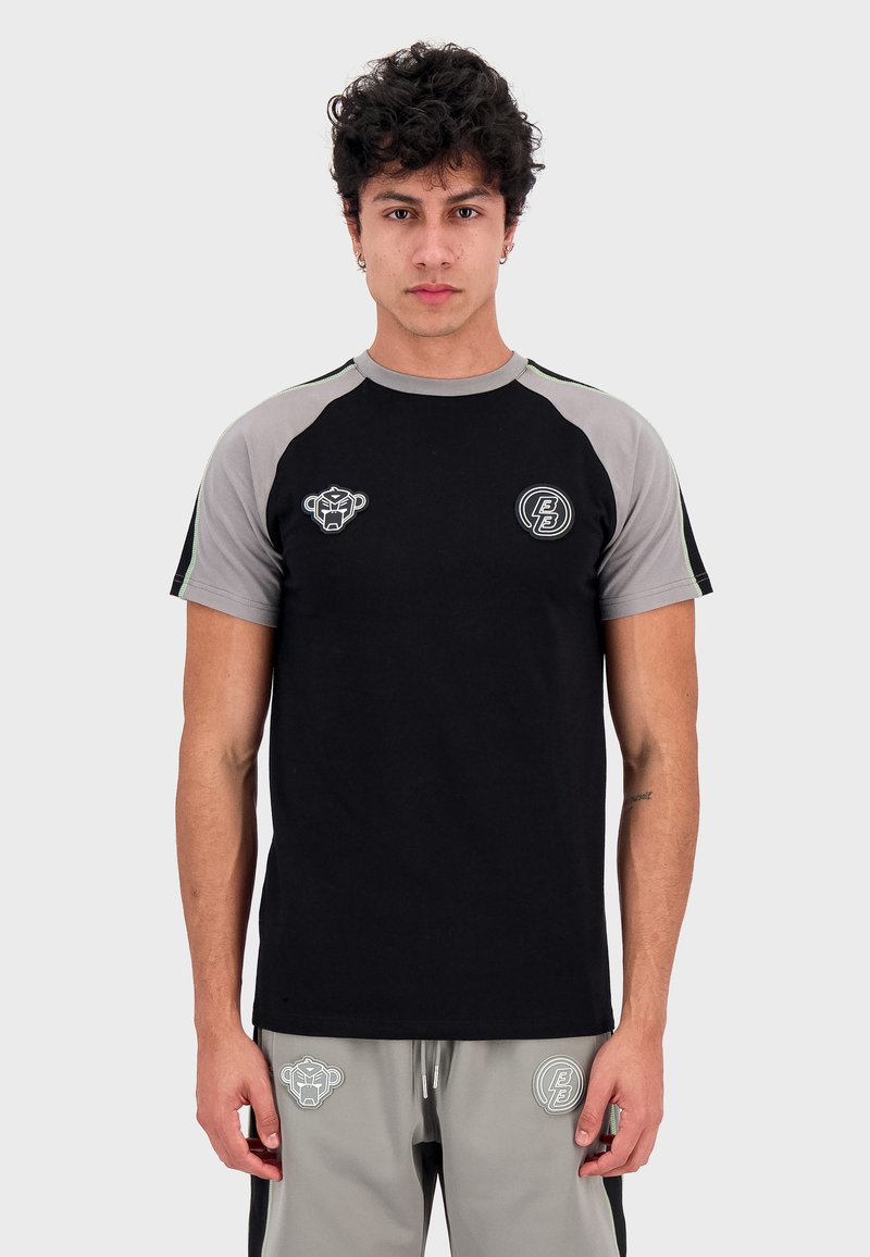  YACHT - T-Shirt Print - Black