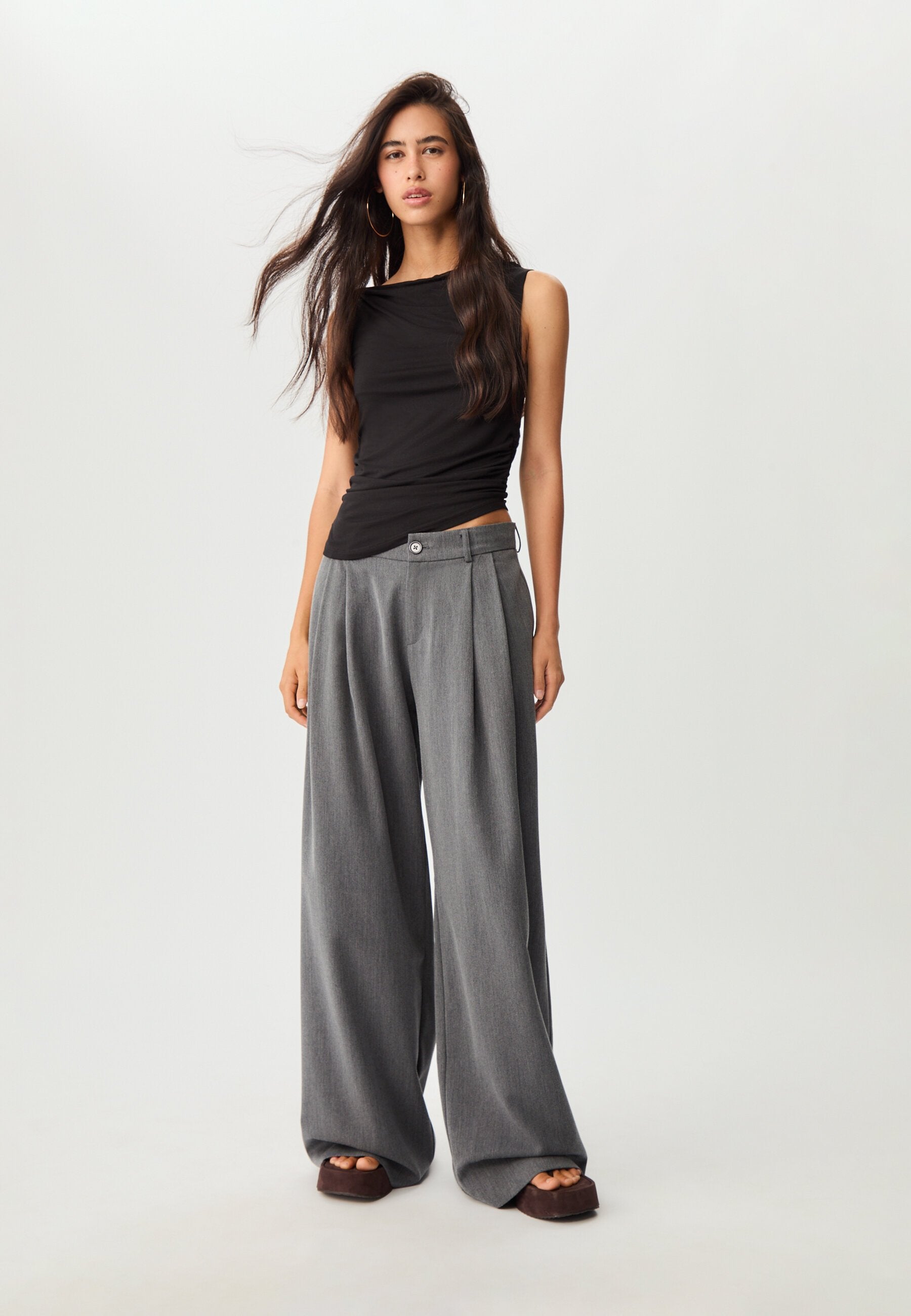 Stradivarius WIDE LEG SMART WITH DARTS - Trousers - Grey