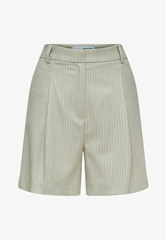 Selected Femme ELEGANTE - Shorts - Beige