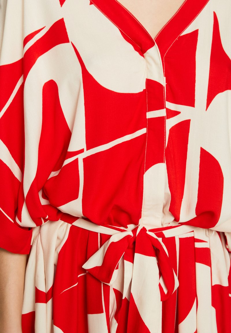 Monki Blusenkleid - Light Red/white