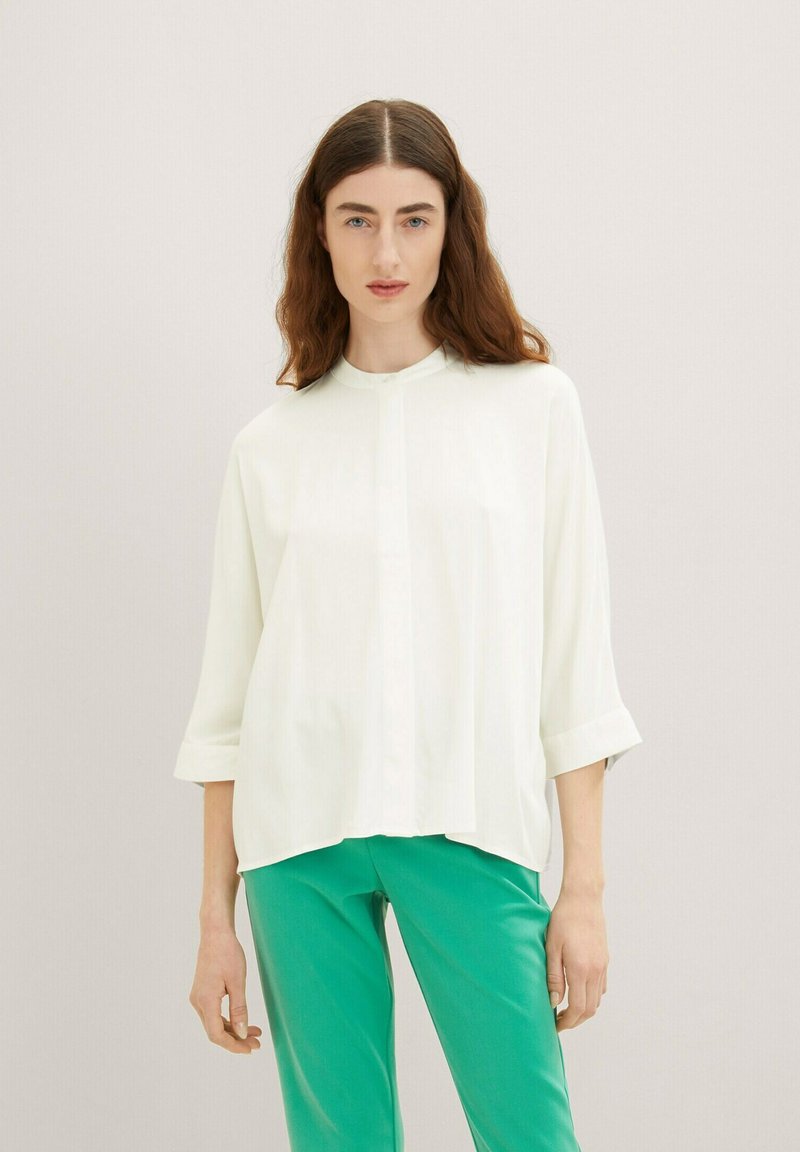 Tom Tailor LOOSE FIT - Hemdbluse - Whisper White