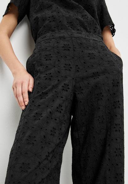Taifun FREIZEIT LANG WEITE - Stoffhose - Schwarz