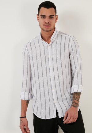 Trendyol Hemd - Black