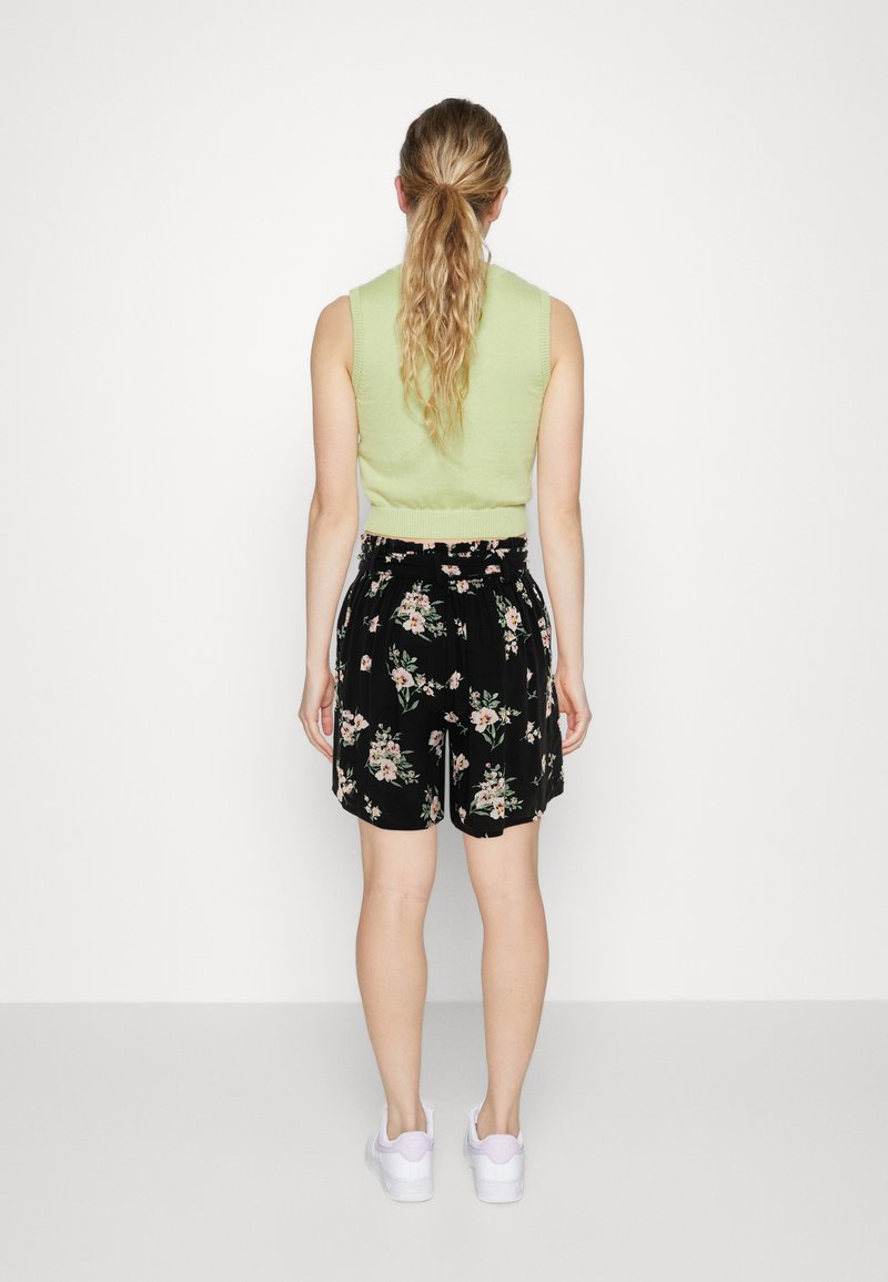 Vero Moda VMEASY - Shorts - Black/multi-coloured