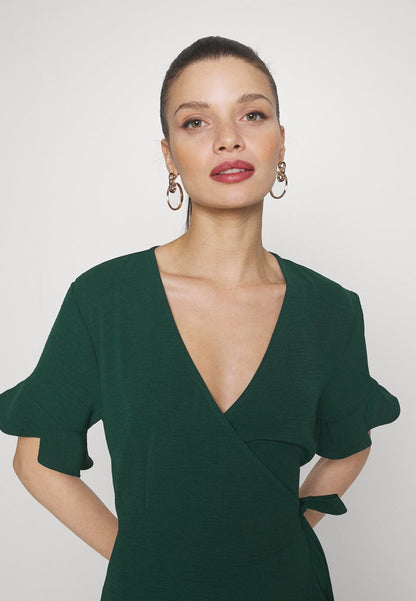 ONLY Petite ONLMETTE SWRAP FRILL DRESS - Freizeitkleid - Ponderosa Pine