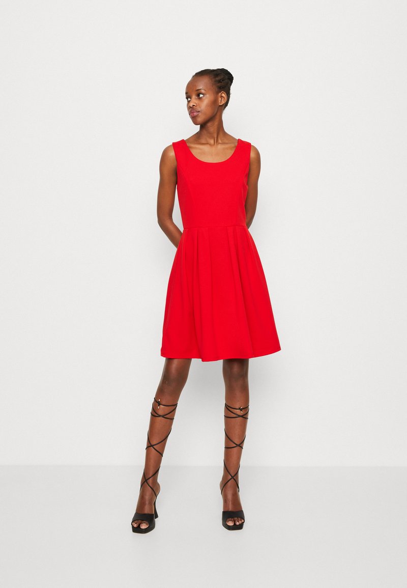 Wal G VALENTINES HOLLY HEART CUT OUT SKATER - Cocktailkleid/festliches Kleid - Red