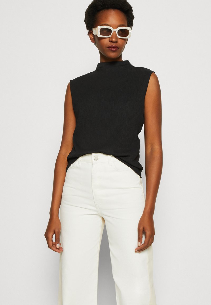 Anna Field Top - Black