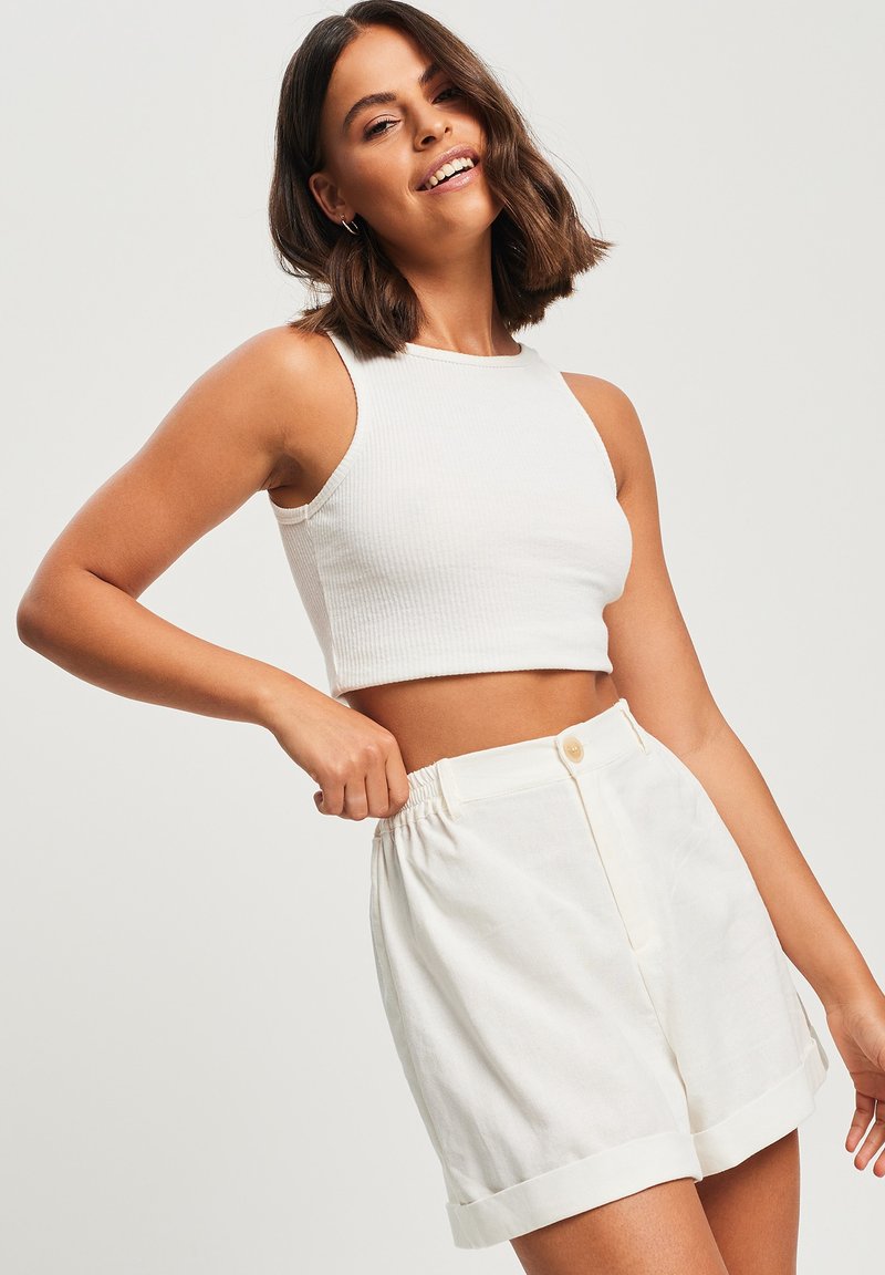 Calli CHARLIE - Shorts - White