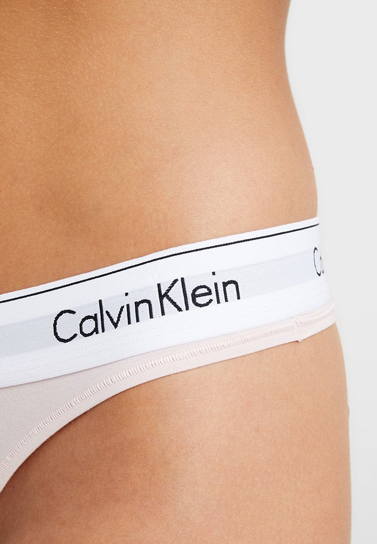 CALVIN KLEIN UNDERWEAR String - Nude