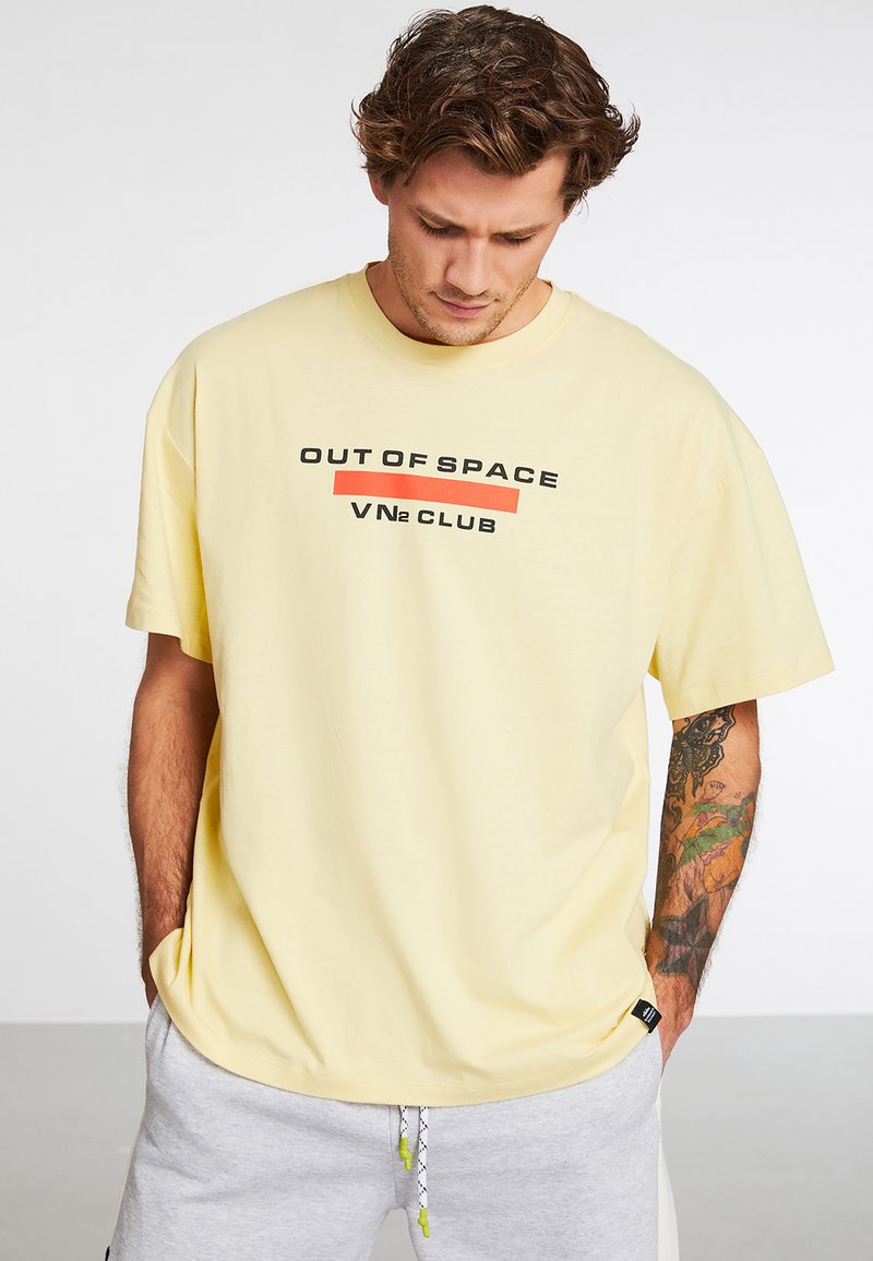  EXPLORE - T-Shirt Print - Yellow