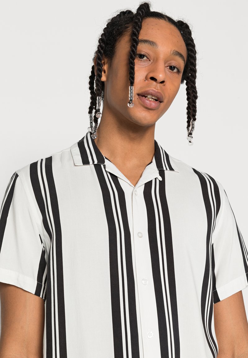 BRAVE SOUL RHONE - Hemd - Optic White/jet Black