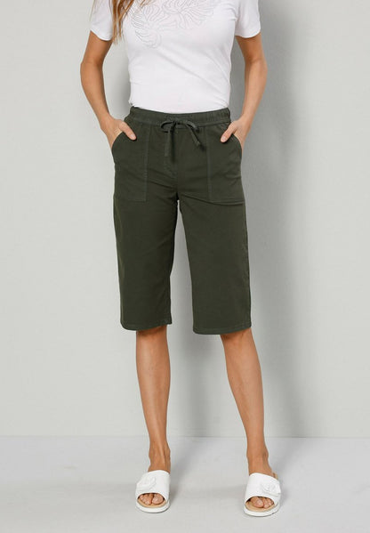  Shorts - Flaschengrün