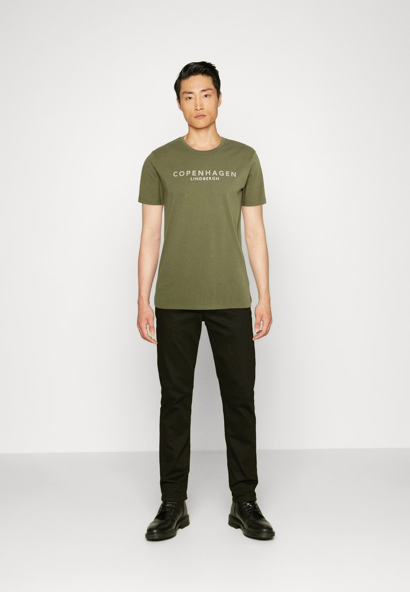 Lindbergh COPENHAGEN TEE - T-Shirt Print - Army