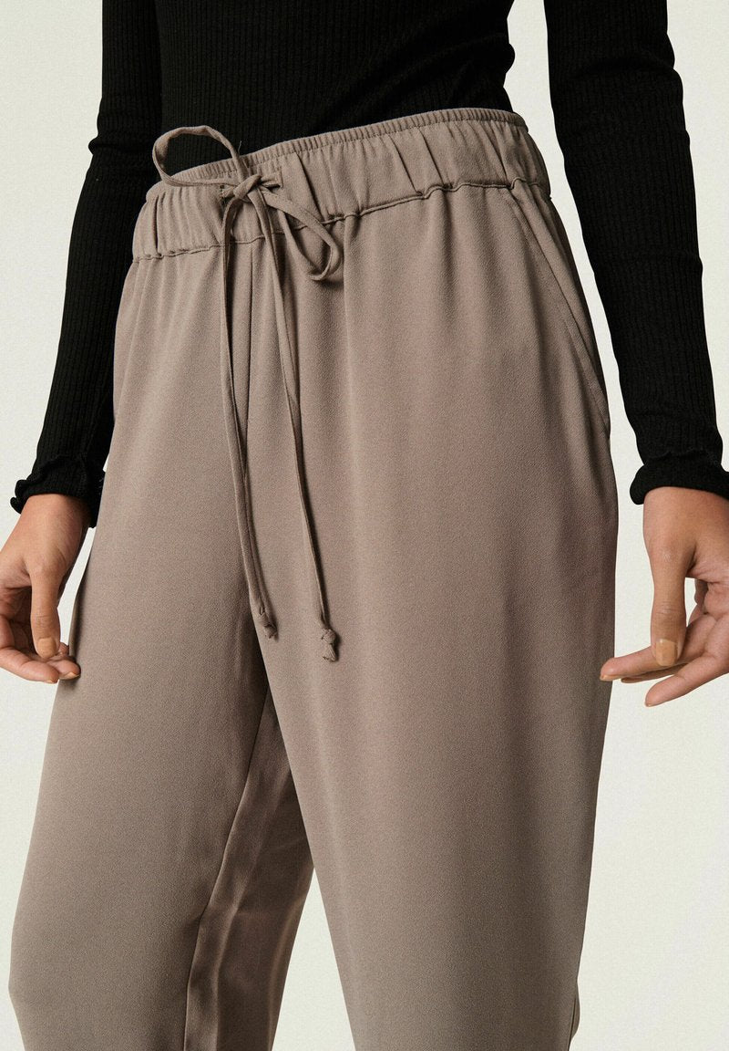 Soaked In Luxury SHIRLEY - Stoffhose - Brindle