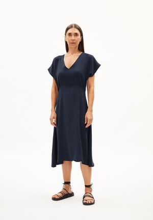 Armedangels AALBINE LAPIS AALBINE LAPIS - Freizeitkleid - Warm Blue
