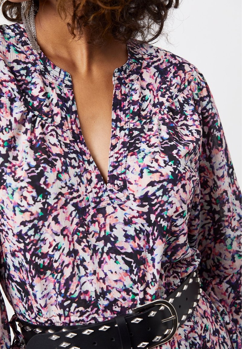  D6LUCY PRINTED - Freizeitkleid - Multi Coloured