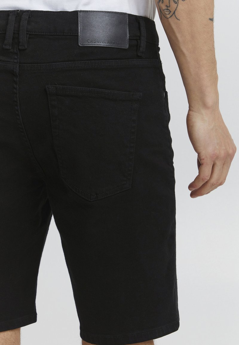  CASUAL FRIDAY - Jeans Shorts - Denim Black